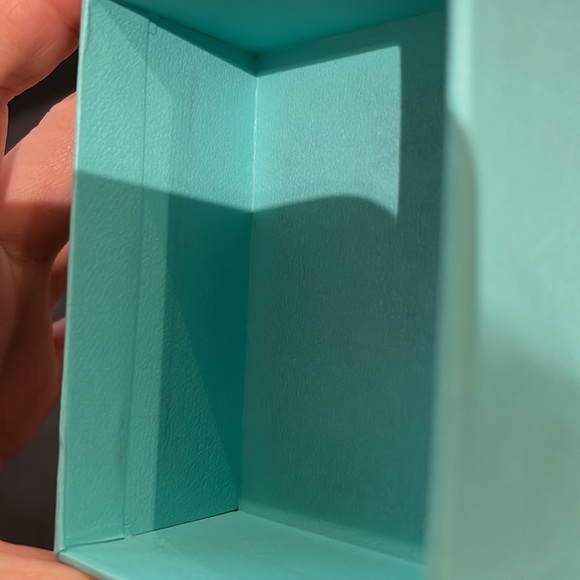 Authentic Tiffany & Co. Necklace box - Picture 4 of 6